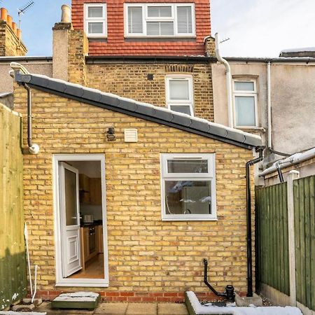 2 Bed Terraced House With Loft In Stratford London Villa Exterior foto